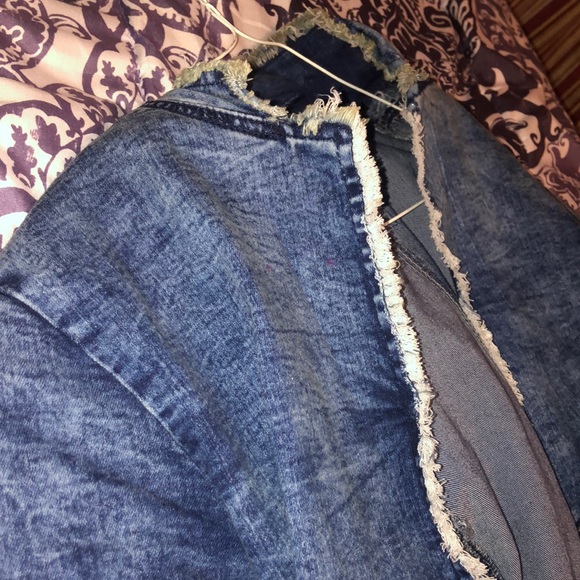 jean jacket - Picture 2 of 3